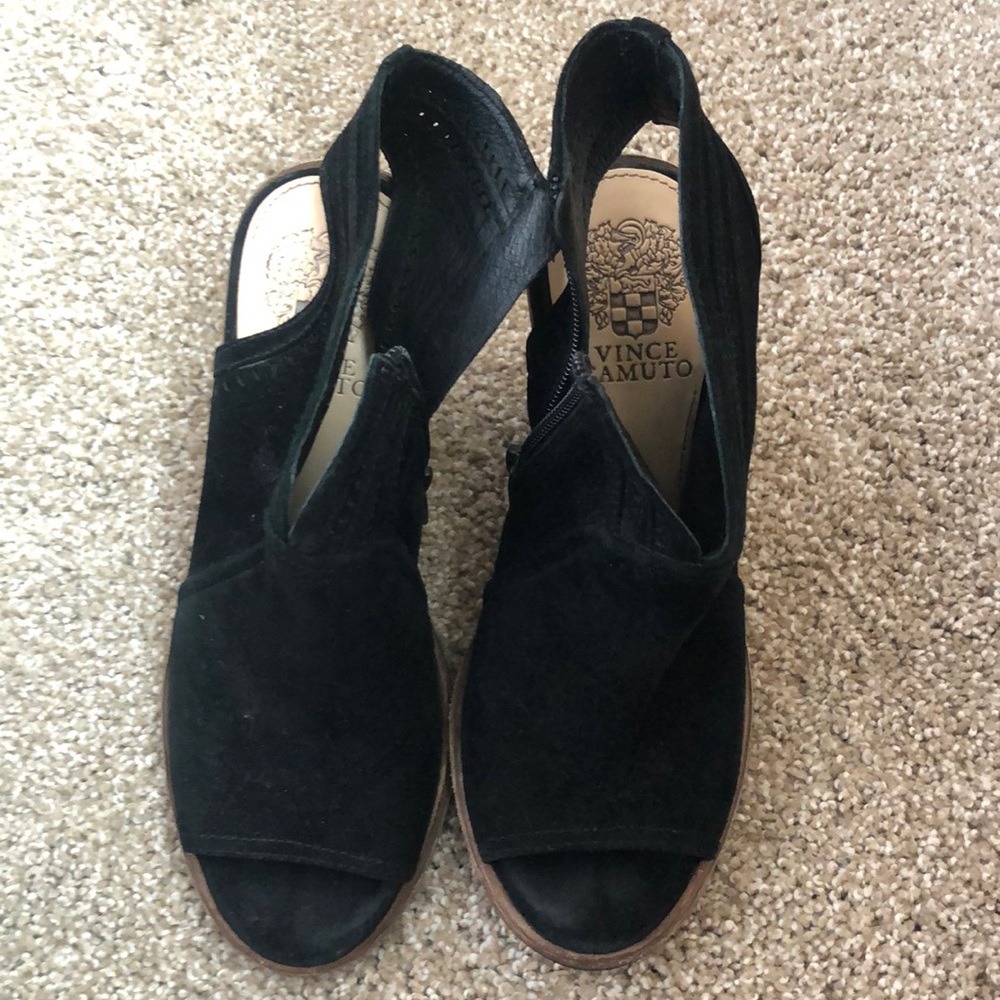 Vince Camuto suede open toe heel